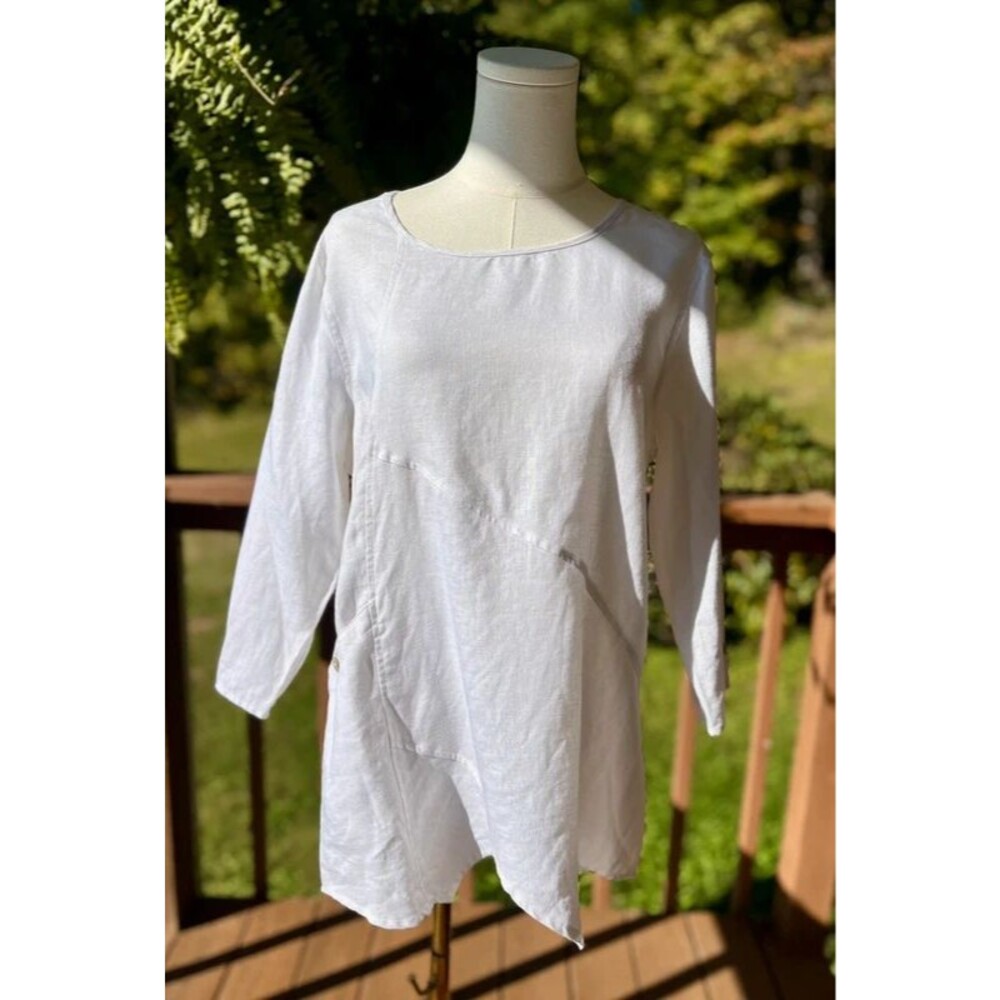 Multiples White 100% Linen Asymmetrical Tunic Top Size L